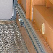 Bare Fiamma pentru organizarea garajului